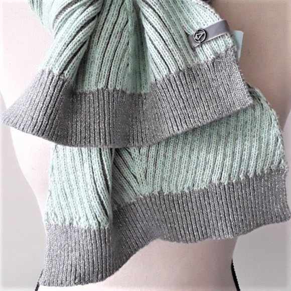 🔴IVIVVA Mint/Silver M/L Naturally Nice Scarf - Picture 3 of 8